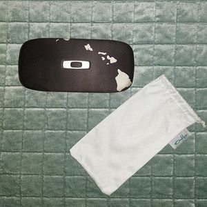 Woman's Oakley sunglasses